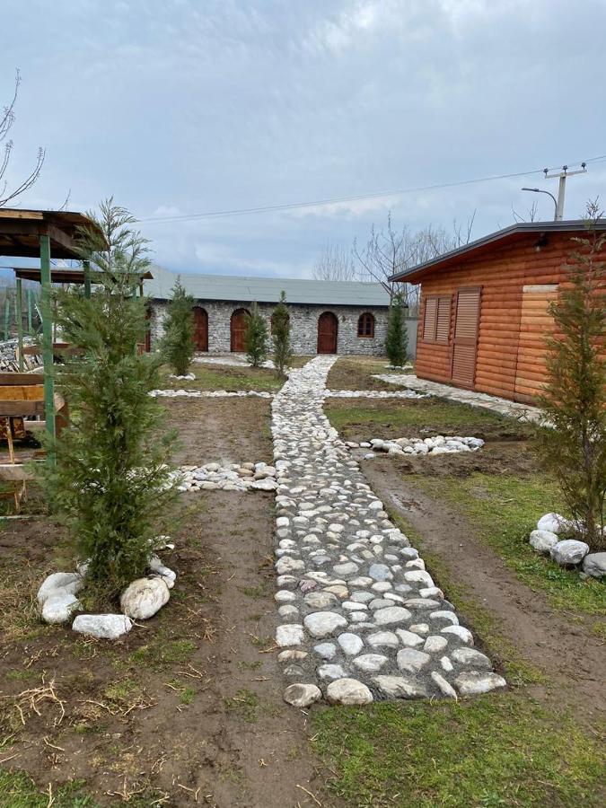 Windmill Shkodra Gesthouse Camping & Grill 外观 照片
