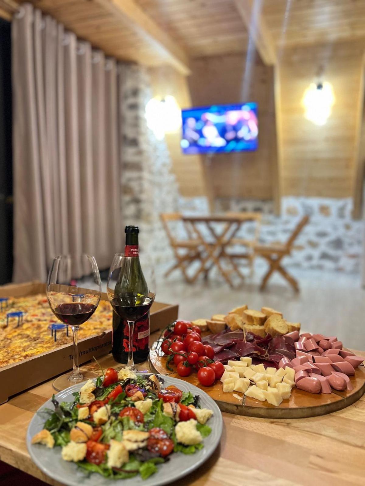 Windmill Shkodra Gesthouse Camping & Grill 外观 照片