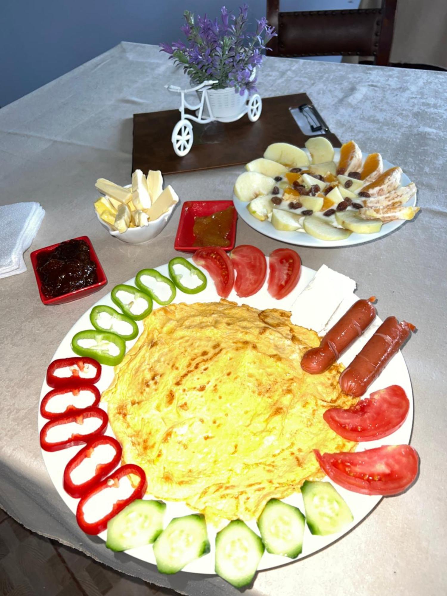 Windmill Shkodra Gesthouse Camping & Grill 外观 照片